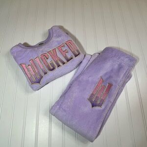Wicked Lavender Lounge Set Girls Size XS 4-5 NWT